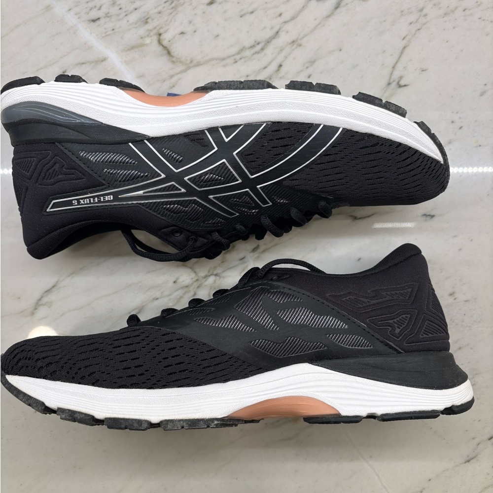 ASICS Gel-Flux 5 women’s shoes